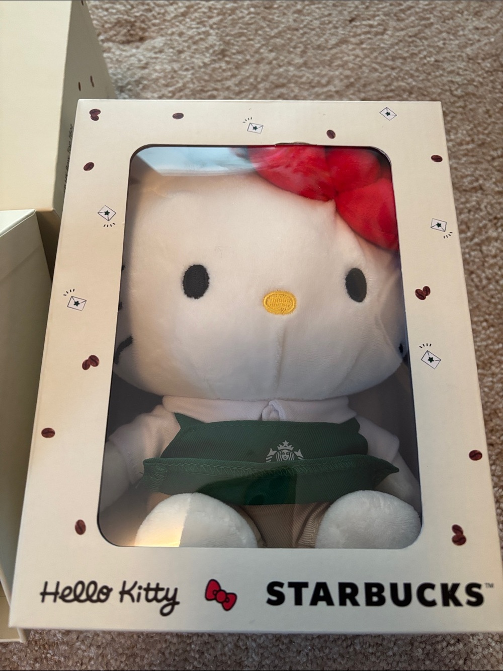 Hello Kitty Starbucks Box in Cream and Red collab nwt - Picture 3 of 5
